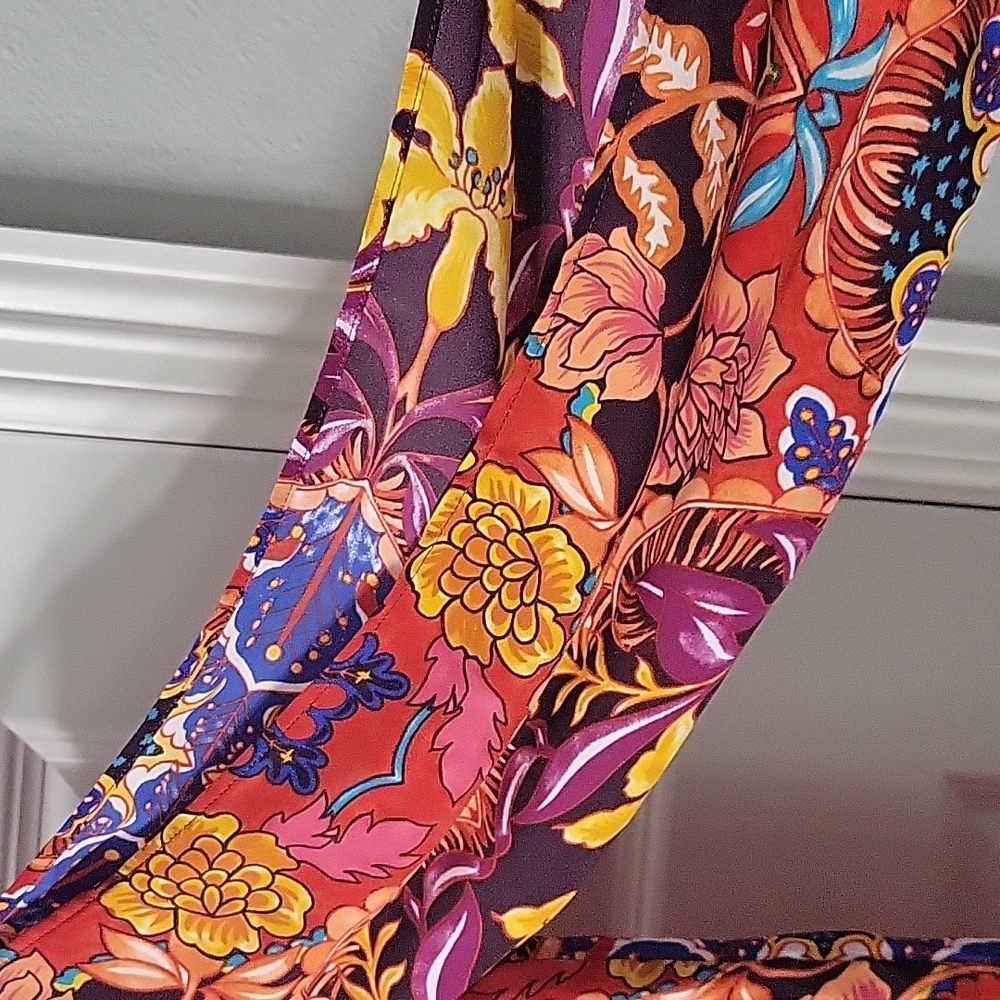 Colorful loft top - Picture 4 of 4